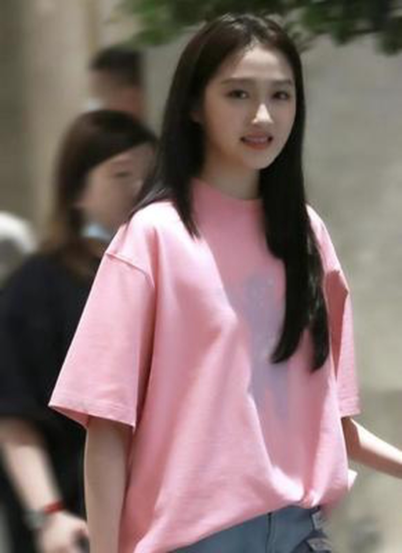 关晓彤