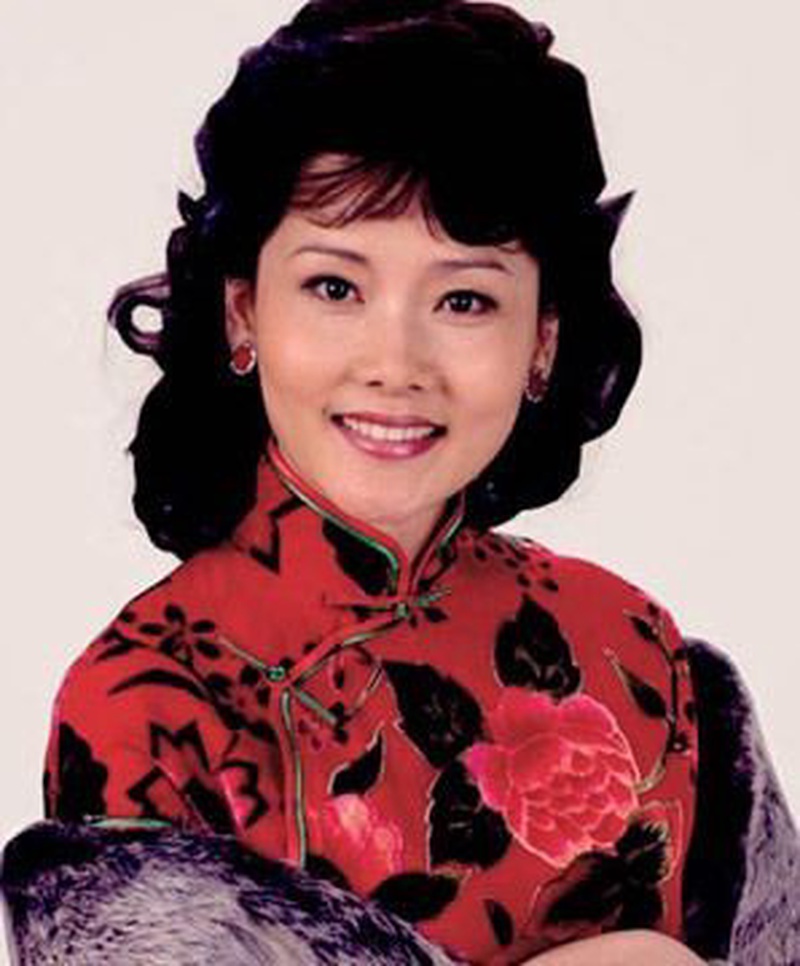 何赛飞